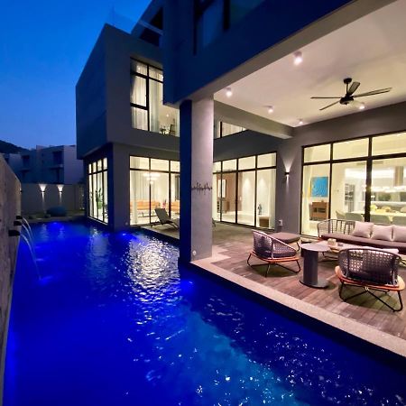 Molly Luxury Private Pool Bungalow茉莉的家豪华私人泳池别墅 Pantai Cenang  Kültér fotó