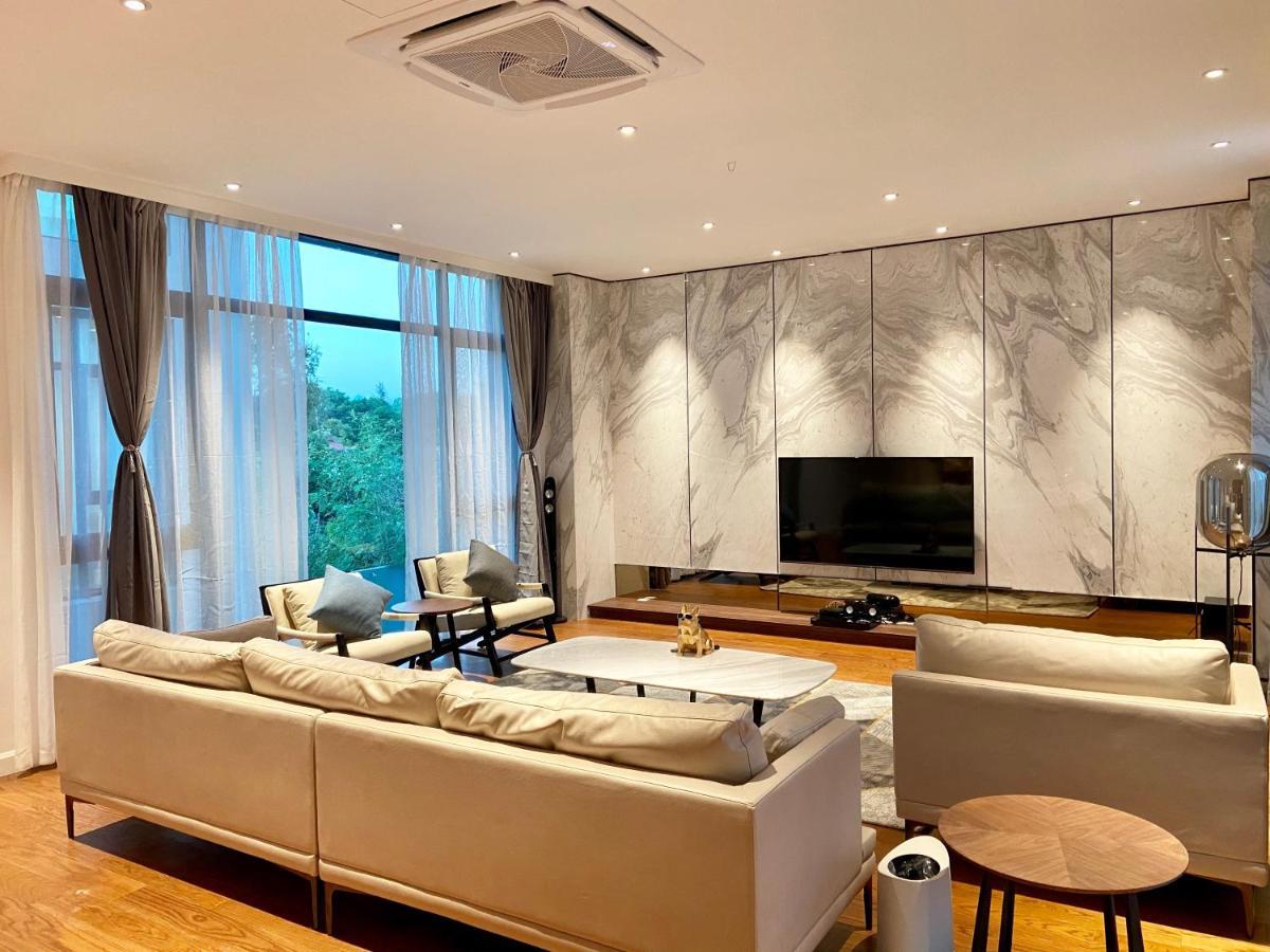 Molly Luxury Private Pool Bungalow茉莉的家豪华私人泳池别墅 Pantai Cenang  Kültér fotó