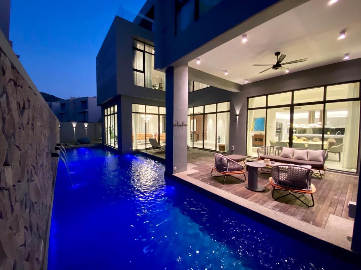 Molly Luxury Private Pool Bungalow茉莉的家豪华私人泳池别墅 Pantai Cenang  Kültér fotó